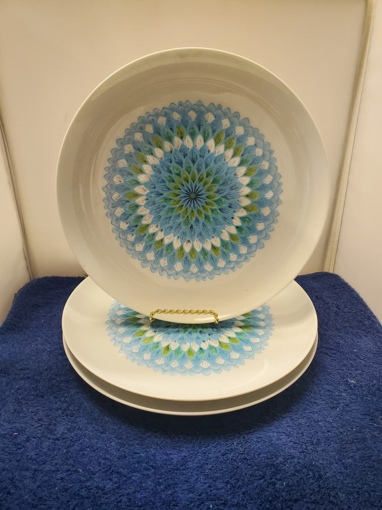 Set of 2 Noritake Bahama Charger/Chop Plates LK