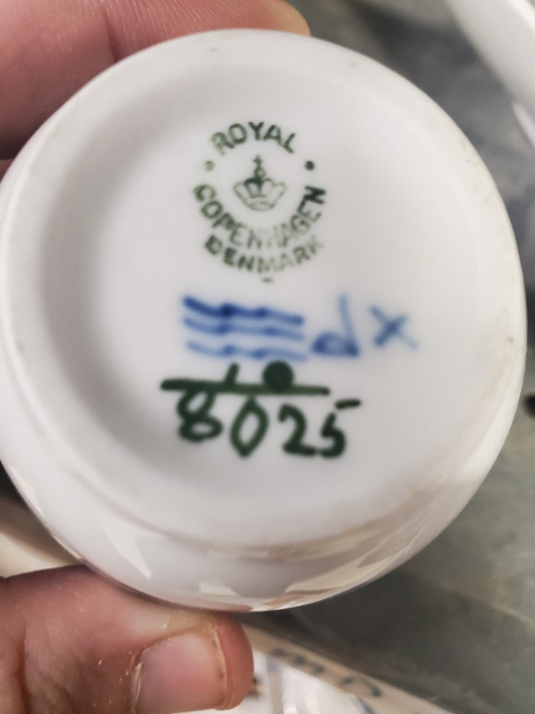 Royal Copenhagen Blue Flowers Braided Small Creamer (8025)