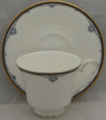 Set of 4 Royal Doulton Princeton Cup & Saucers
