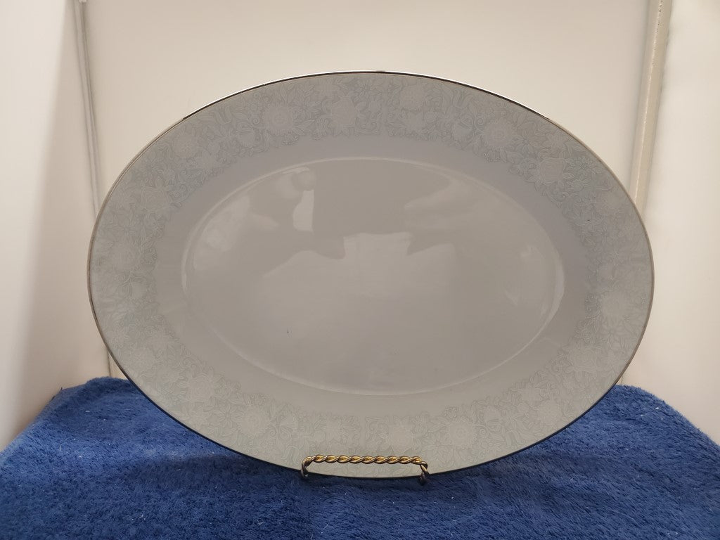 Noritake Ravel 12" Oval Serving Platter LK