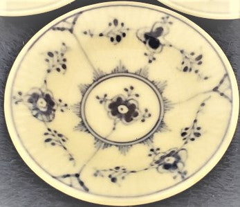 Royal Copenhagen Blue Fluted Plain Butter Pat (7)