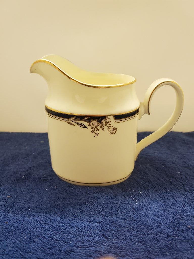 Minton Newbury Creamer LK