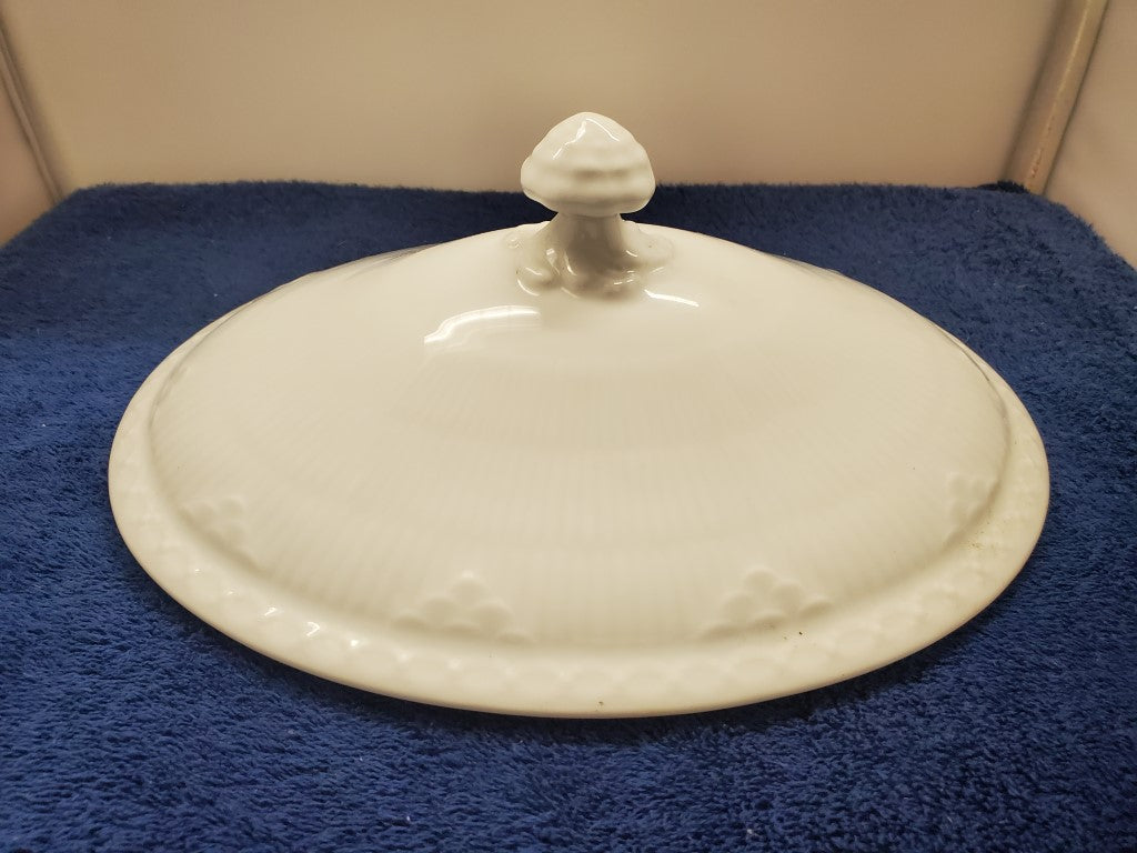 Royal Worcester White Half Lace Cover for Oval Vegetable Bowl (822) LK