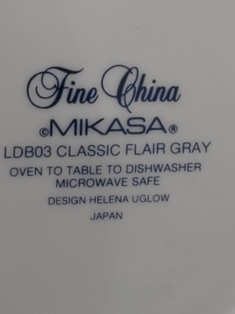 Set of 5 Mikasa Classic Flair Gray Salad Plates LK