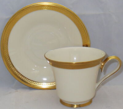 Set of 4 Lenox Aristocrat Footed Cup & Saucer Sets
