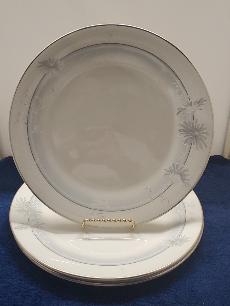 Set of 4 Royal Doulton Sonata Dinner Plates LK