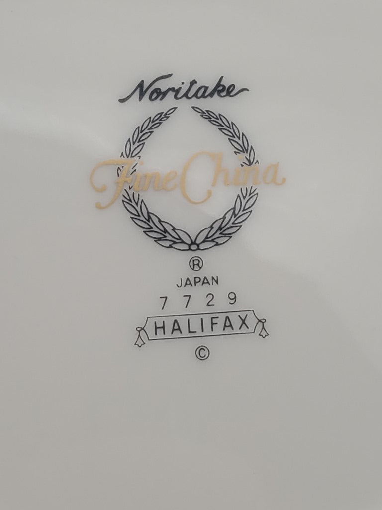 Set of 6 Noritake Halifax Dinner Plates LK