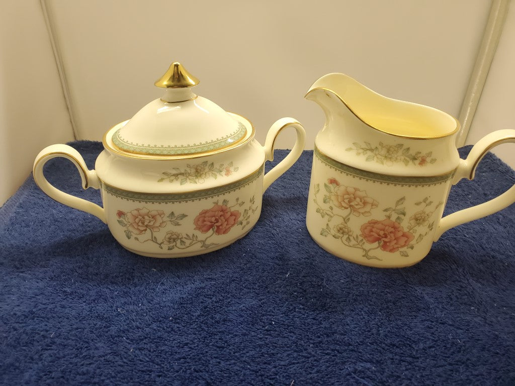Minton Jasmine Creamer & Sugar Bowl with Lid LK