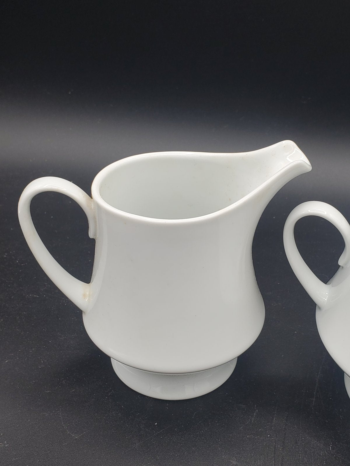 Noritake Commander White Creamer & Sugar Bowl with Lid