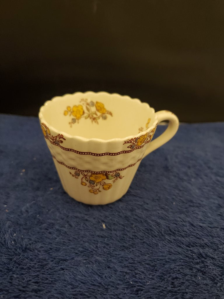 Set of 5 Spode Buttercup Cups