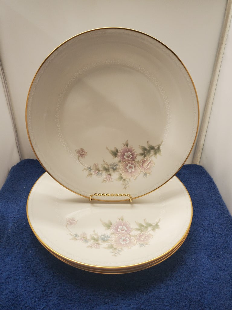Set of 4 Noritake Ivanhoe Dinner Plates LK