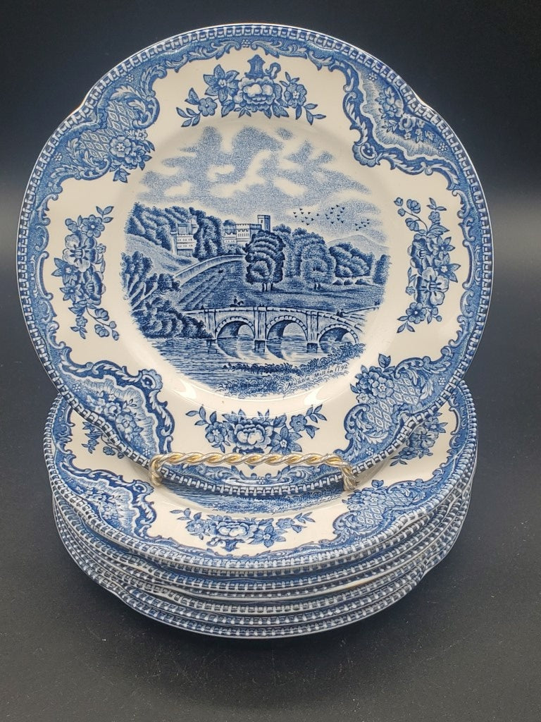 Set of 8 Johnson Brothers Old Britain Castles Blue (England) Bread & Butter Plates LK