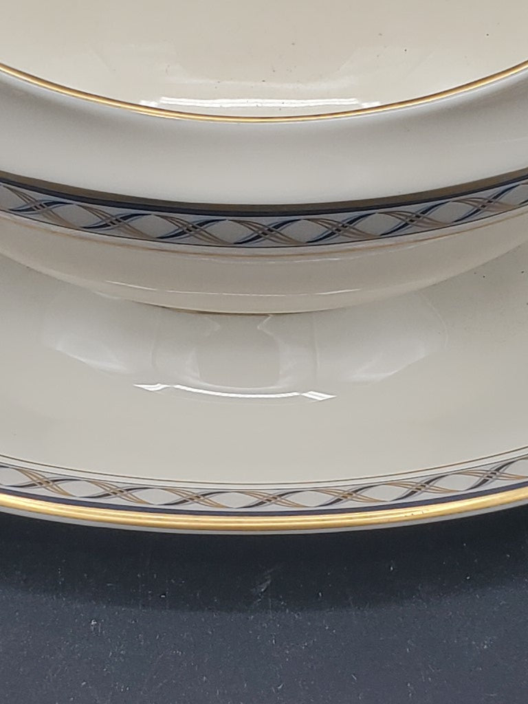 Lenox Harrison Gravy Boat with attached Underplate LK