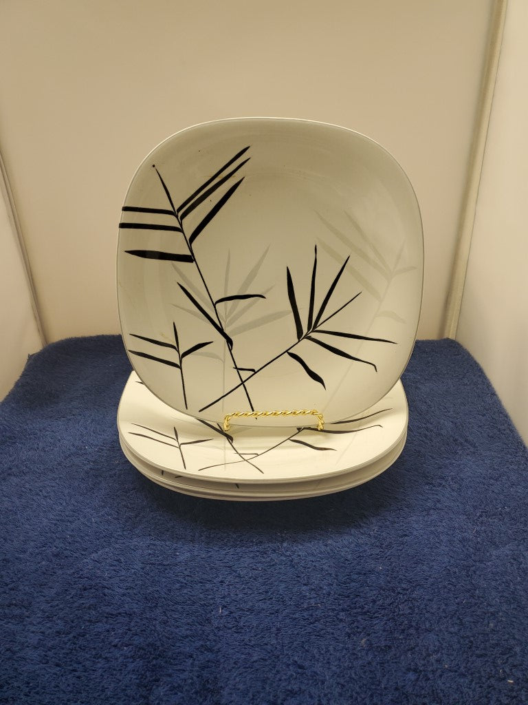 Set of 4 Mikasa Serenity Salad Plates –