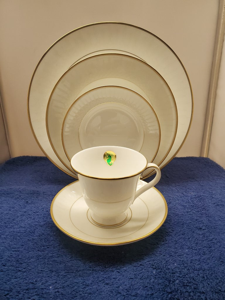 Waterford Lismore Gold 5 Piece Place Setting 100112