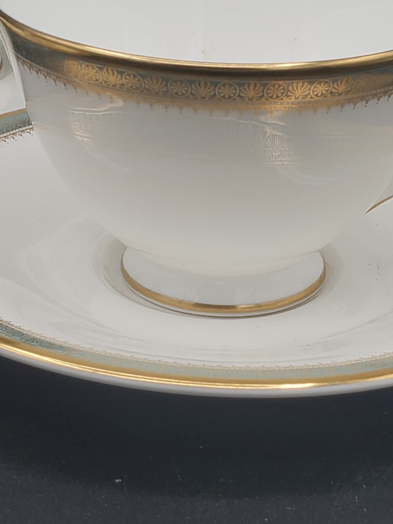 Set of 5 Royal Doulton Clarendon Cup & Saucer Sets LK