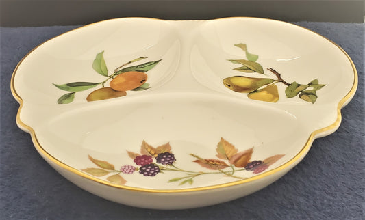 Royal Worcester Evesham Gold 3 Part Relish