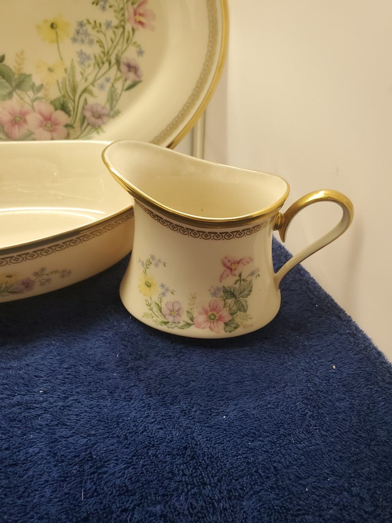 Lenox Flower Song Hostess Set LK