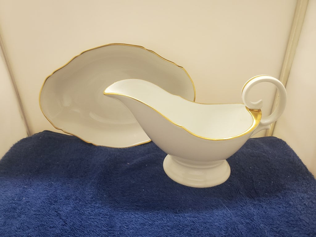 Chastagner Limoges (France) Unknown Gravy Boat with Underplate LK