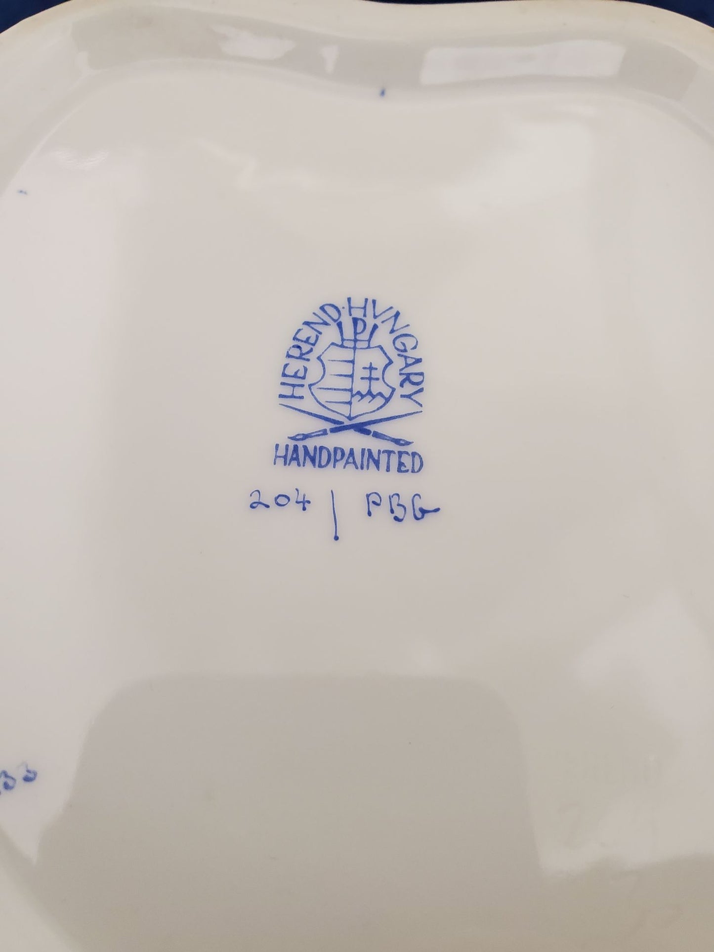 Herend Blue Garland (PBG) 7" Leaf Dish (204)