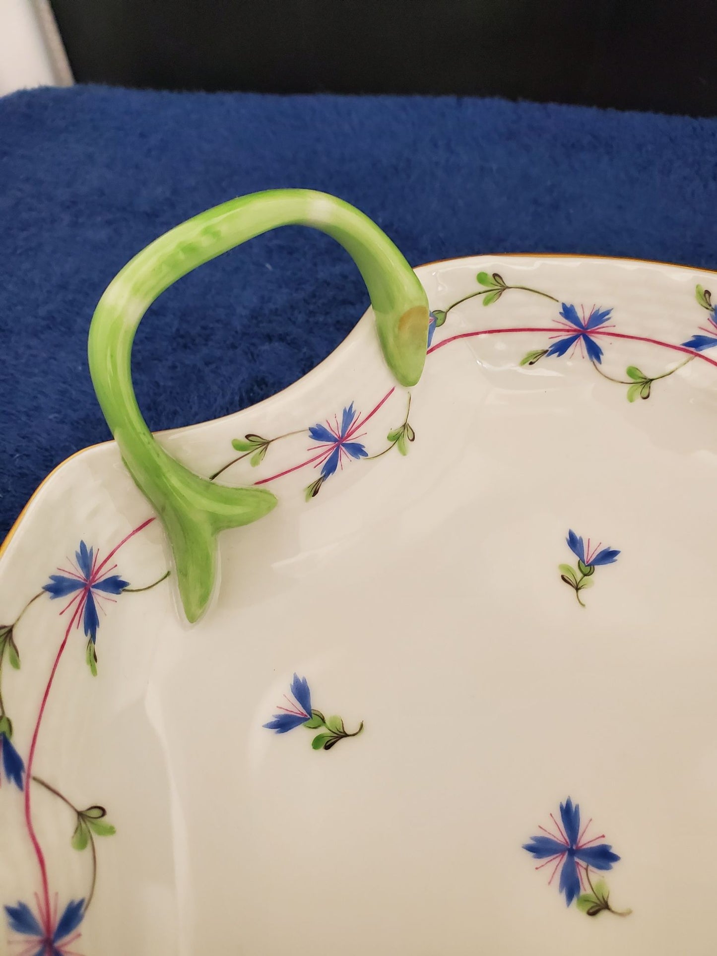 Herend Blue Garland (PBG) 7" Leaf Dish (204)