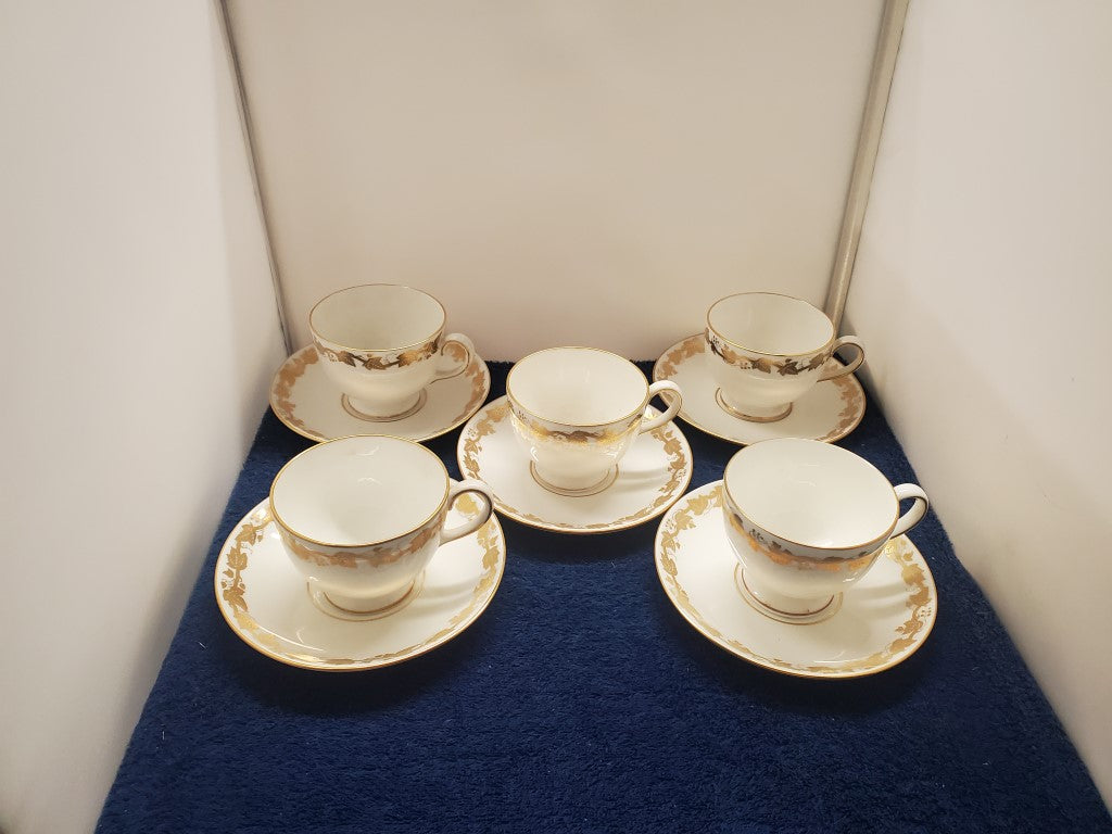 Set of 9 Wedgwood Whitehall White Rim (W4001) Cup & Saucer Sets LK