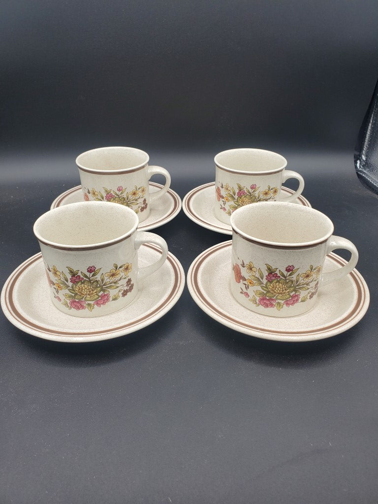 Set of 4 Royal Doulton Gaiety Cup & Saucer Sets LK